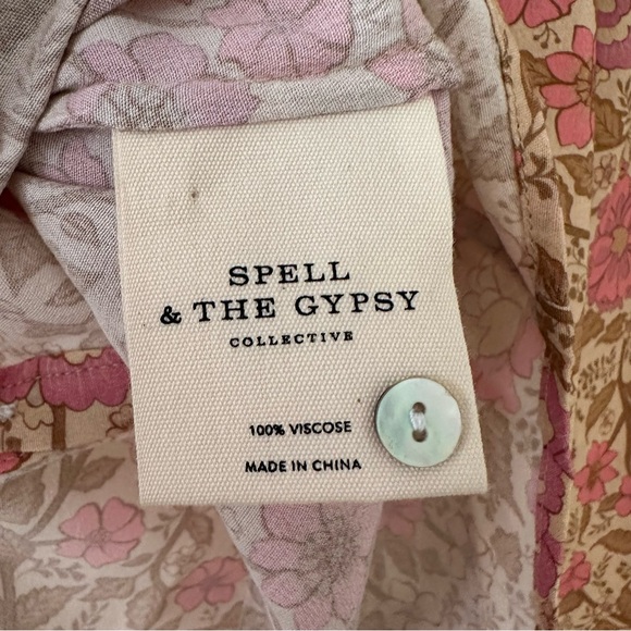 SPELL Love Story Boho Romantic Feminine Short Sleeve Blouse - Picture 5 of 7